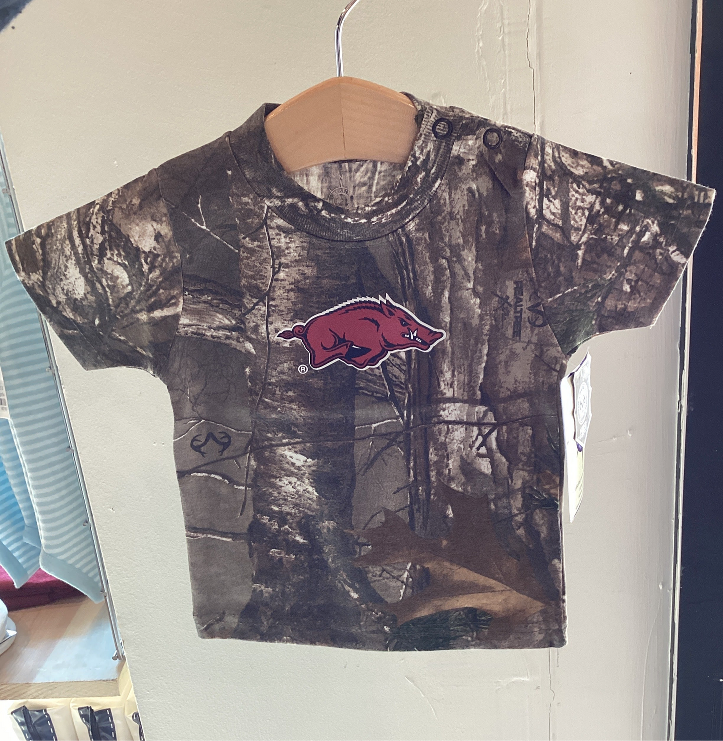 Razorback Camo Short Sleeve Tee
